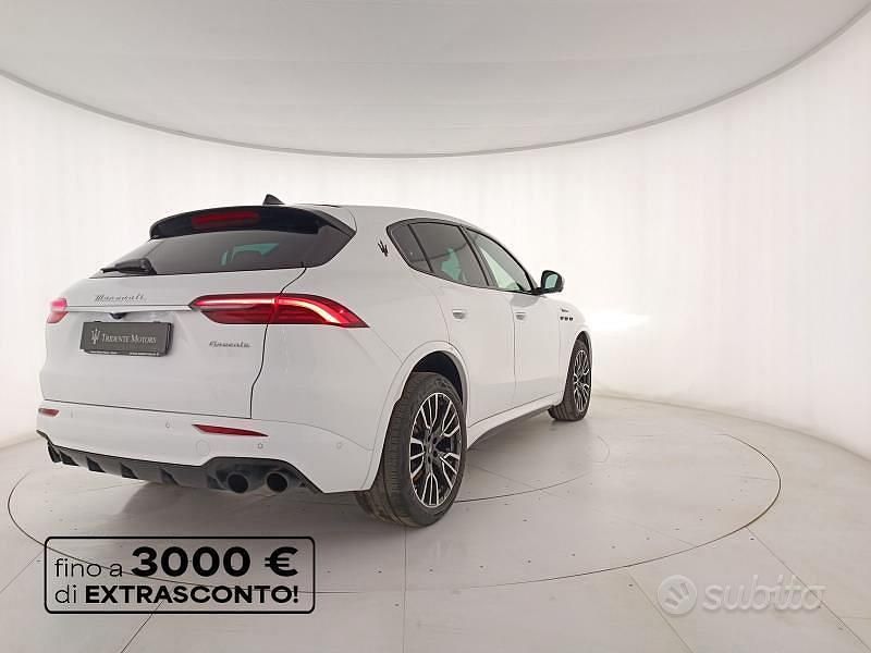 Usata Maserati Grecale 330 CV (242 kW) 2023 Bianco SUV
