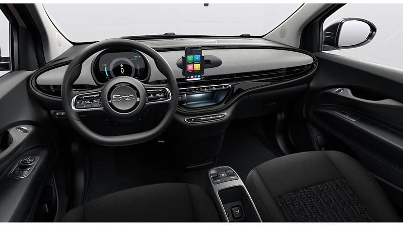 Usata Fiat 500e Icon 86 kW (118 CV) 2021 Bianco Berlina