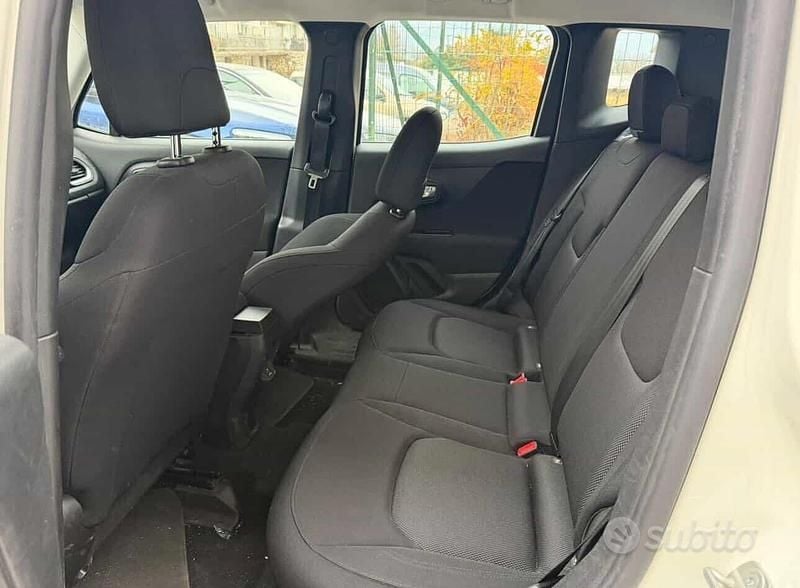 Usata Jeep Renegade Longitude 140 CV (102 kW) 2019 Bianco SUV