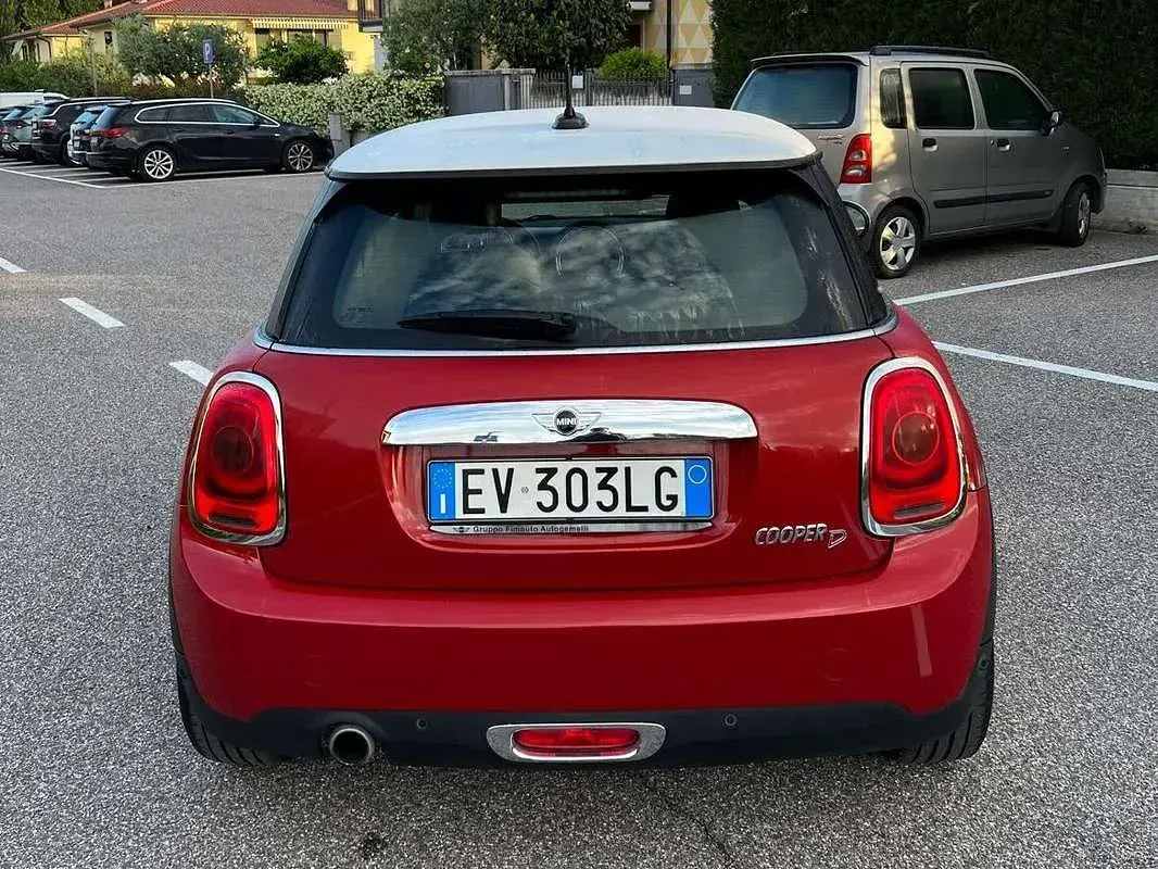 Usata Mini Cooper D 116 CV (85 kW) 2014 Rosso Utilitaria