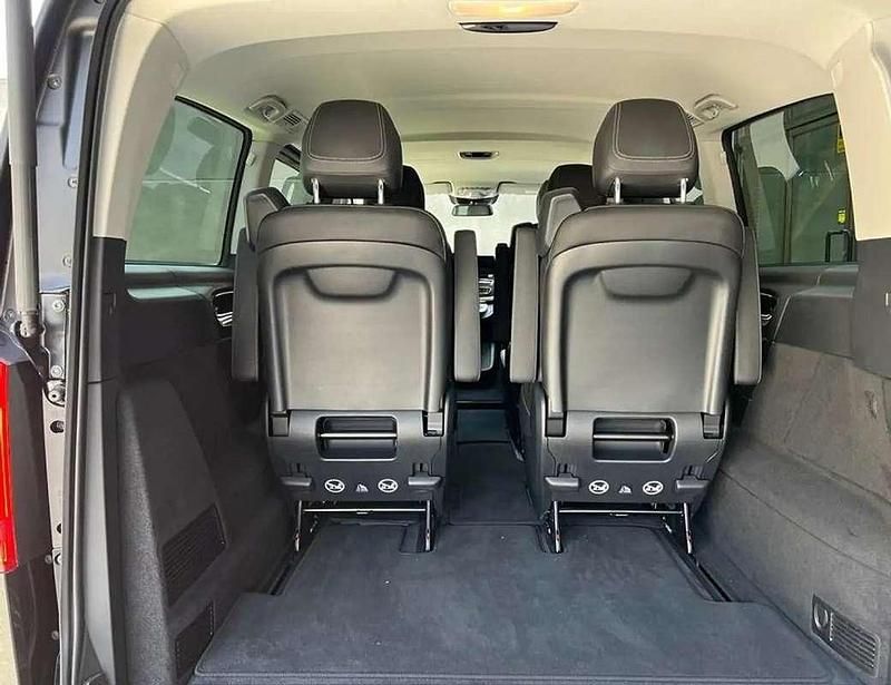 Usata 2022 Mercedes E250 Furgone | 32.950 € - Immagine 1/4