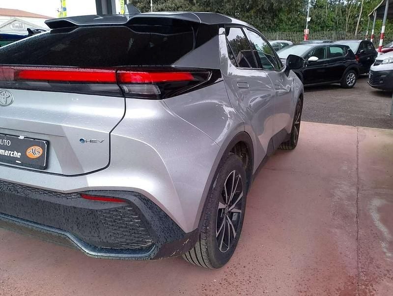 Usata Toyota C-HR Trend 98 CV (72 kW) 2025 Argento SUV