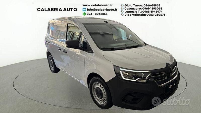 Nuova Renault Kangoo Komfort 89 kW (122 CV) 2025 Bianco Monovolume
