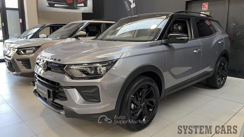 Grigio Nuova 2025 Ssangyong (KGM) Korando SUV | 19.900 € (Ottimo prezzo) - Immagine 1/4