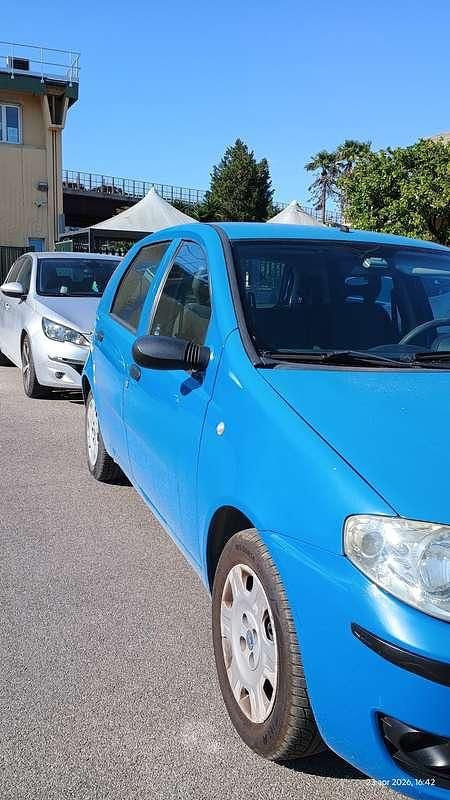 Occasion Fiat Punto Active 69 ch (50 kW) 2005 Bleue Citadine