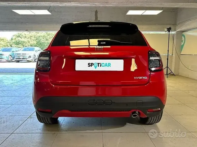 Usata Fiat 600 La Prima 110 CV (80 kW) 2025 Rosso SUV