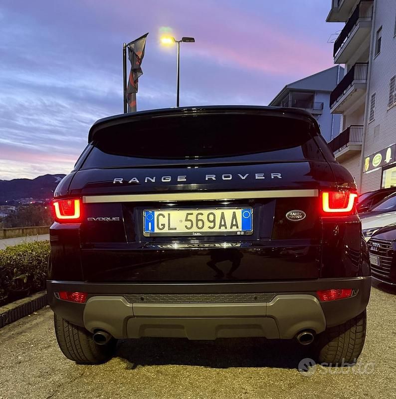 Usata Land Rover Range Rover evoque HSE 150 CV (110 kW) 2019 Nero Station wagon