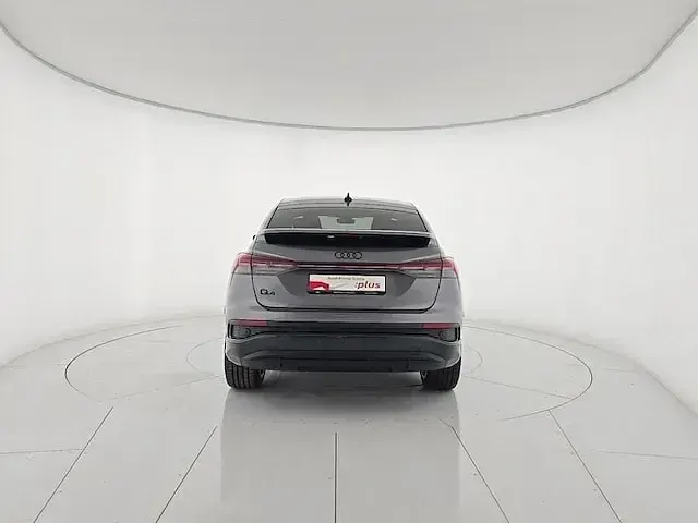 Nuova Audi Q4 e-tron S-Line 150 kW (204 CV) 2025 Grigio tifone metallizzato SUV