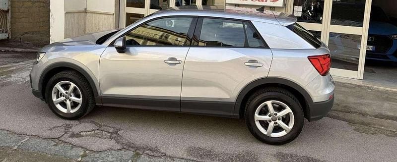 Usata Audi Q2 Ambiente 116 CV (85 kW) 2020 Argento SUV