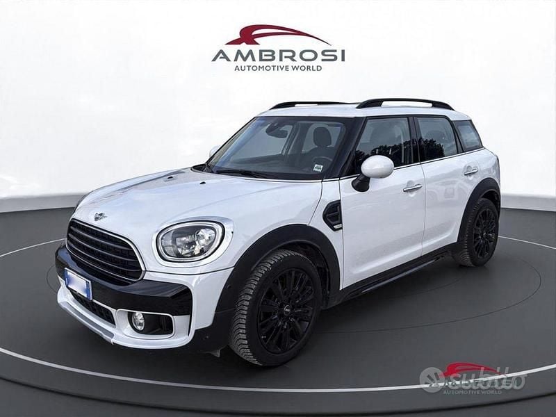 Usata Mini One Countryman Hype 102 CV (75 kW) 2019 Bianco SUV