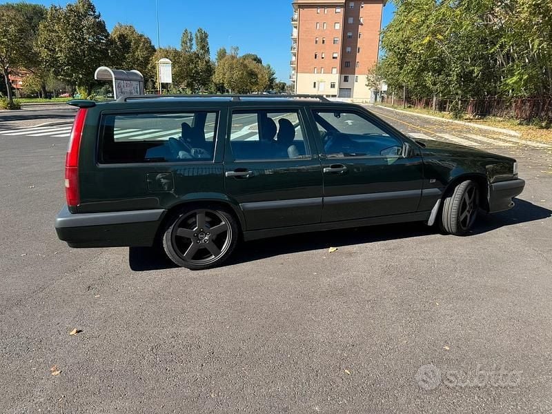 Usata Volvo 850 211 CV (155 kW) 1995 Verde Berlina