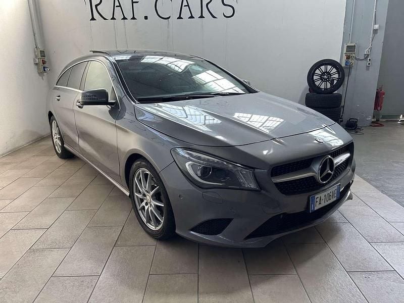 Usata Mercedes CLA200 Shooting Brake Executive 136 CV (100 kW) 2015 Other Station wagon