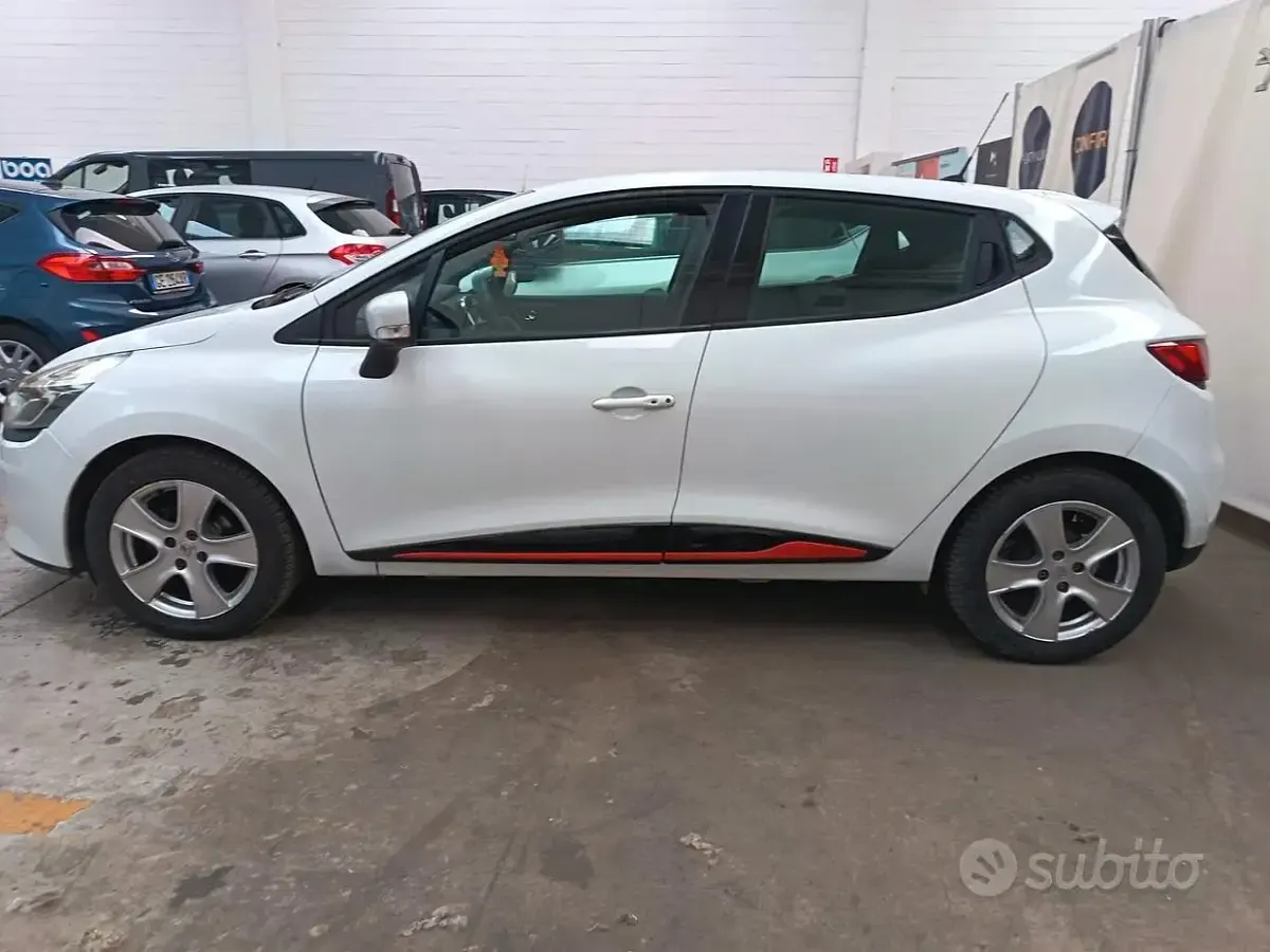 Usata Renault Clio IV 90 CV (66 kW) 2013 Bianco Berlina