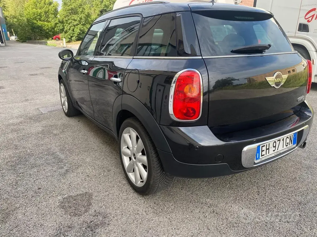 Usata Mini Cooper Countryman 90 CV (66 kW) 2011 Nero SUV