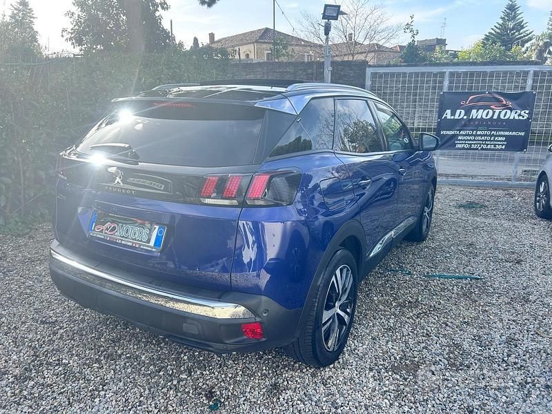 Usata Peugeot 3008 Allure 130 CV (95 kW) 2019 Blu SUV