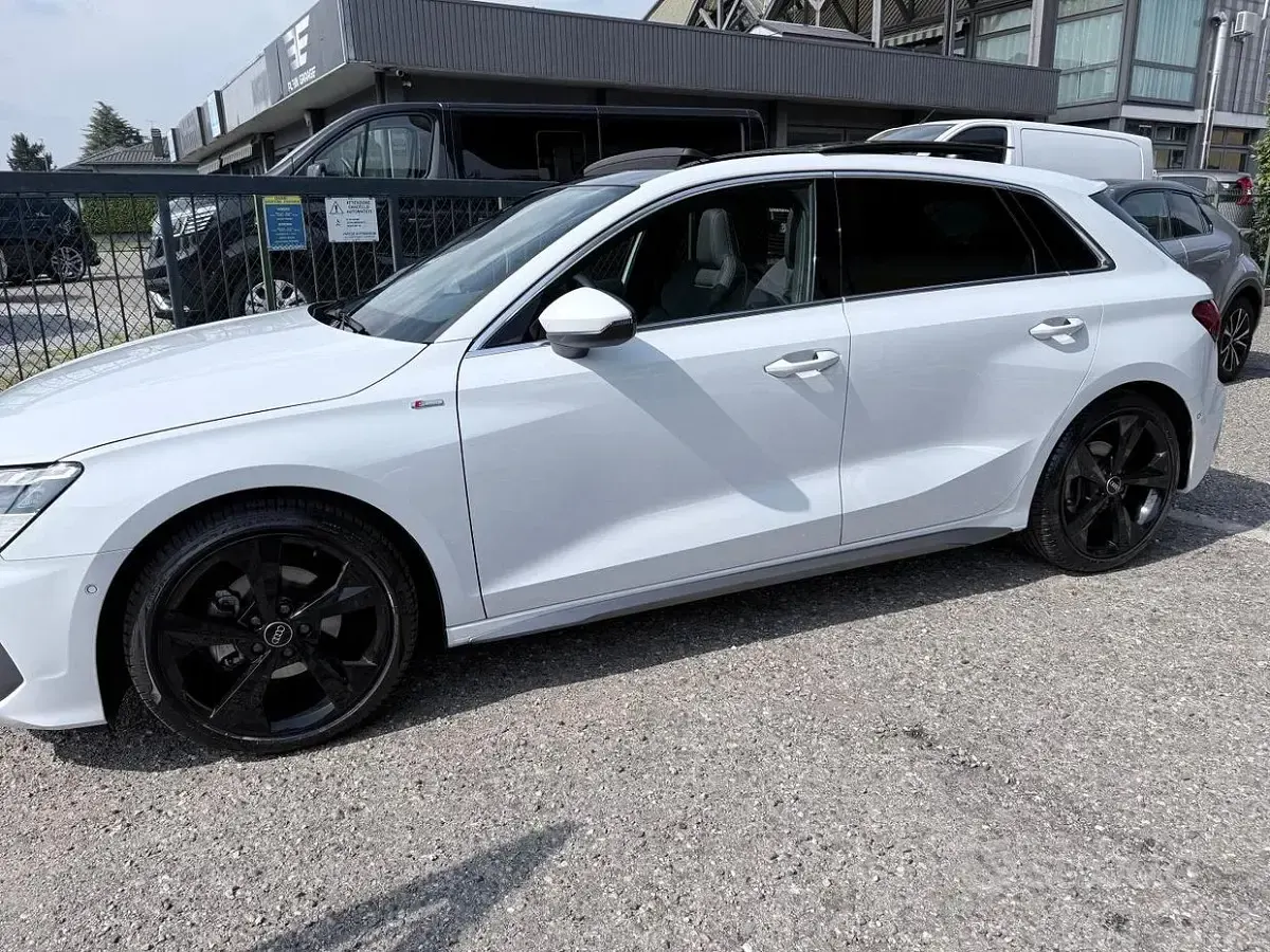 Usata Audi A3 S-Line 150 CV (110 kW) 2024 Bianco Berlina