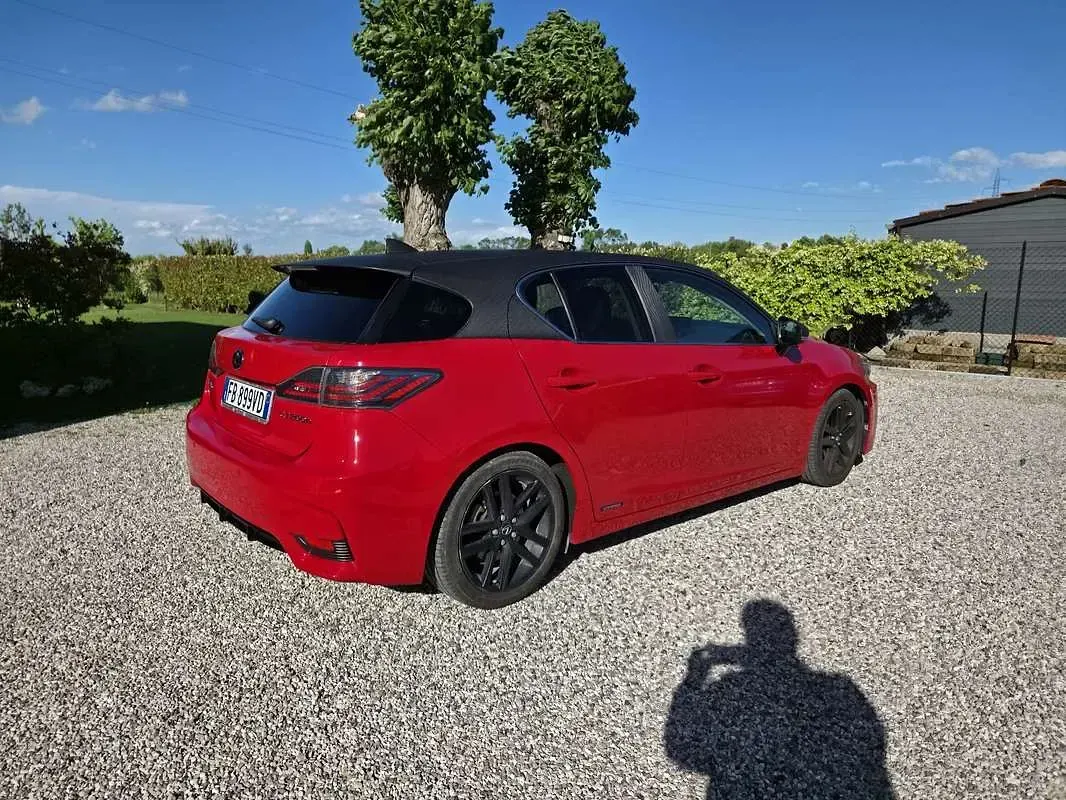 Usata Lexus CT200h Executive Line 99 CV (72 kW) 2015 Berlina