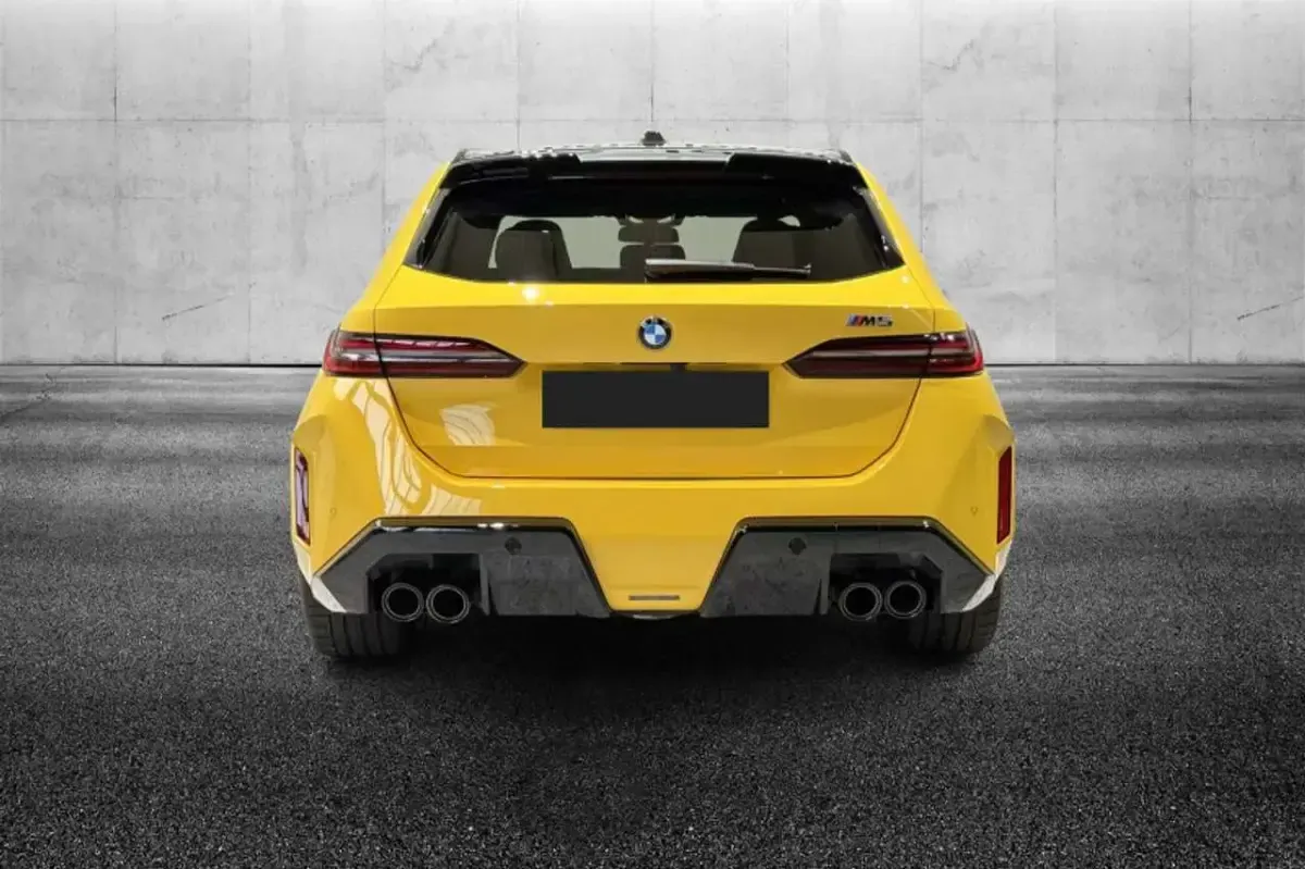 Usata BMW M5 727 CV (534 kW) 2025 Giallo Station wagon