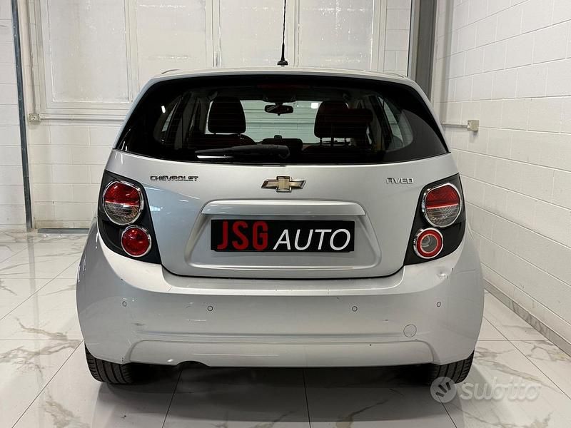 Usata Chevrolet Aveo LTZ 86 CV (63 kW) 2012 Grigio Berlina