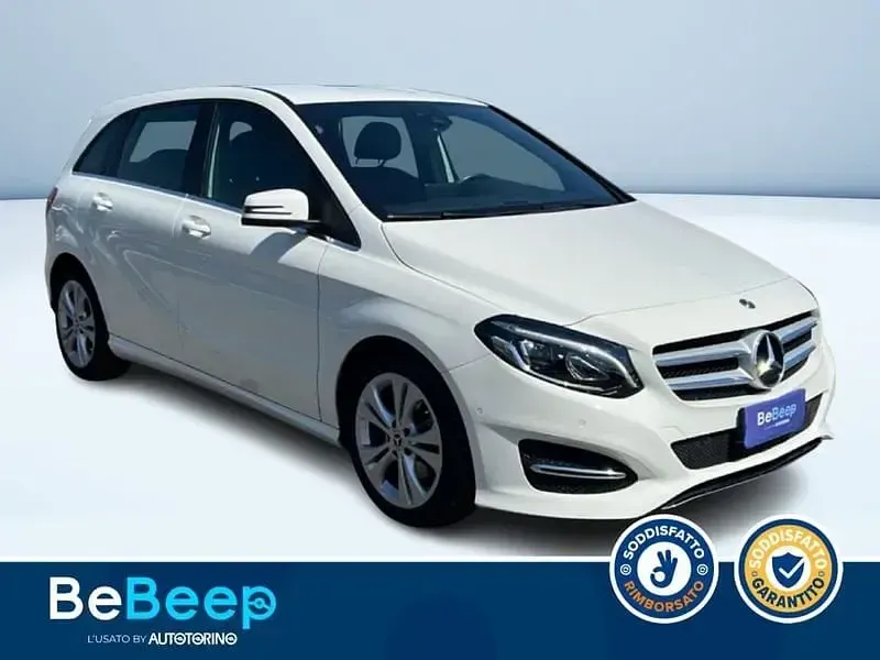 Gebraucht Mercedes B200 136 PS (100 kW) 2019 Weiß Van / Kleinbus