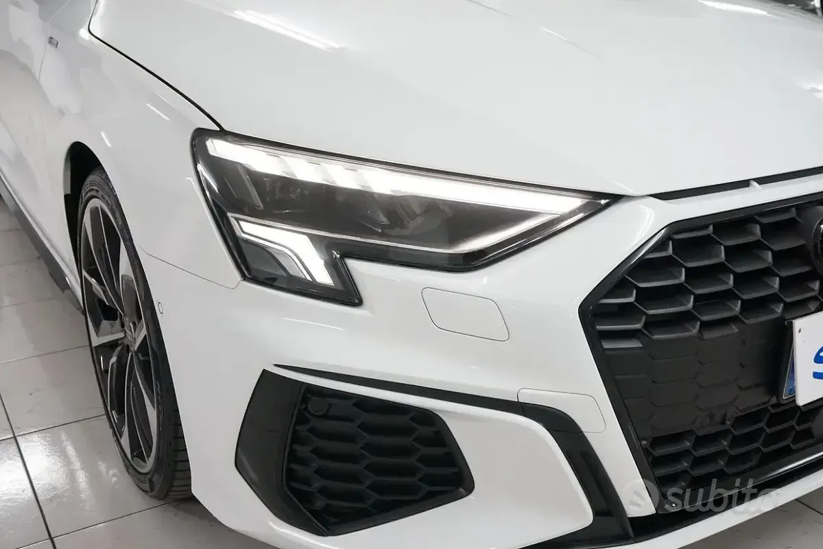 Usata Audi A3 S-Line 150 CV (110 kW) 2023 Bianco Berlina