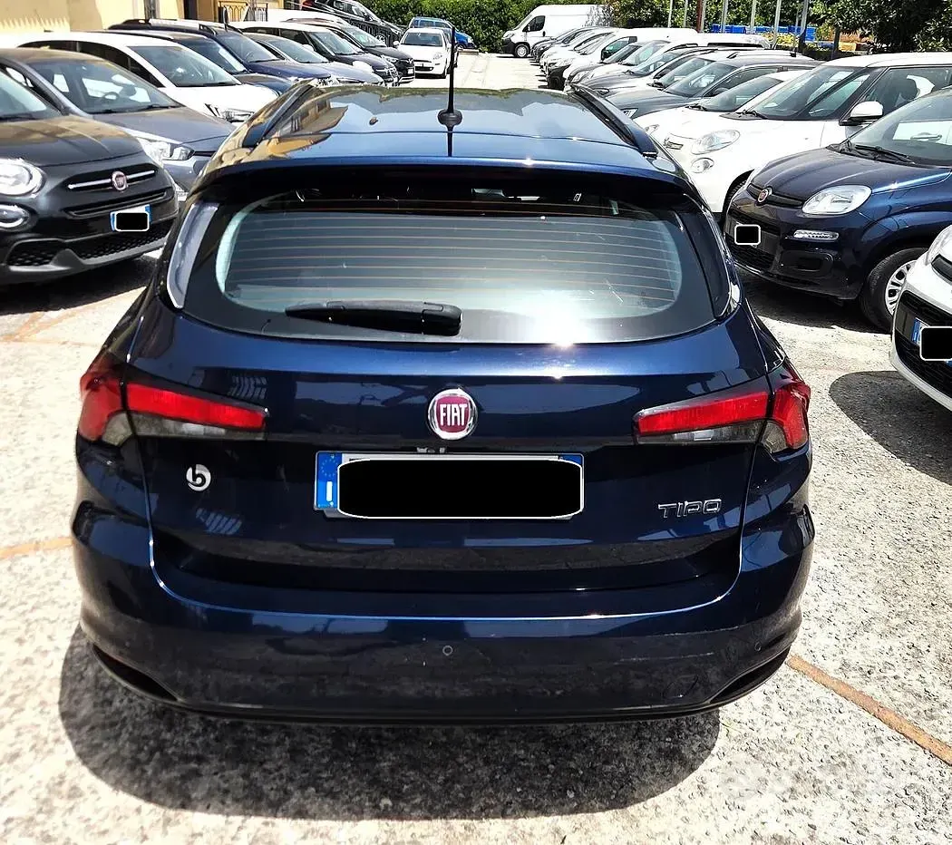 Usata Fiat Tipo Lounge 120 CV (88 kW) 2019 Blu Station wagon