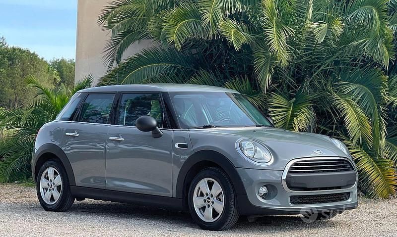 Usata Mini One D Business 95 CV (69 kW) 2018 Grigio Utilitaria