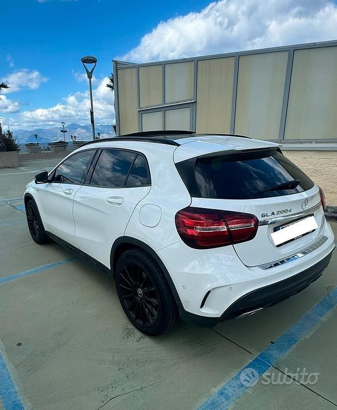 Usata Mercedes GLA200 2019 Bianco SUV