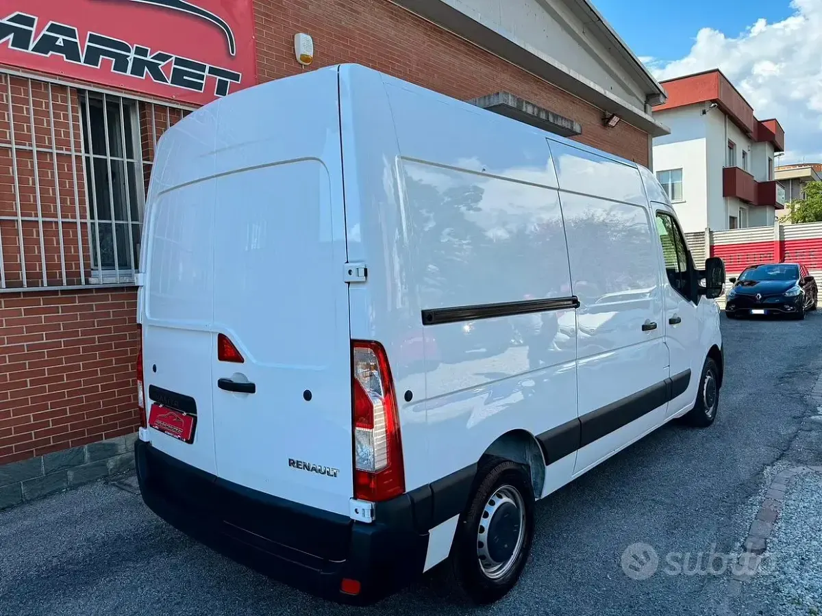 Gebraucht Renault Master 136 PS (100 kW) 2021 Weiß Van / Kleinbus