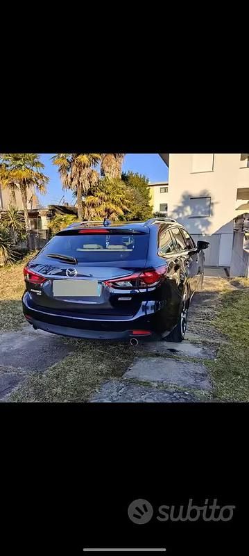 Usata Mazda 6 Exceed 175 CV (128 kW) 2016 Blu Station wagon