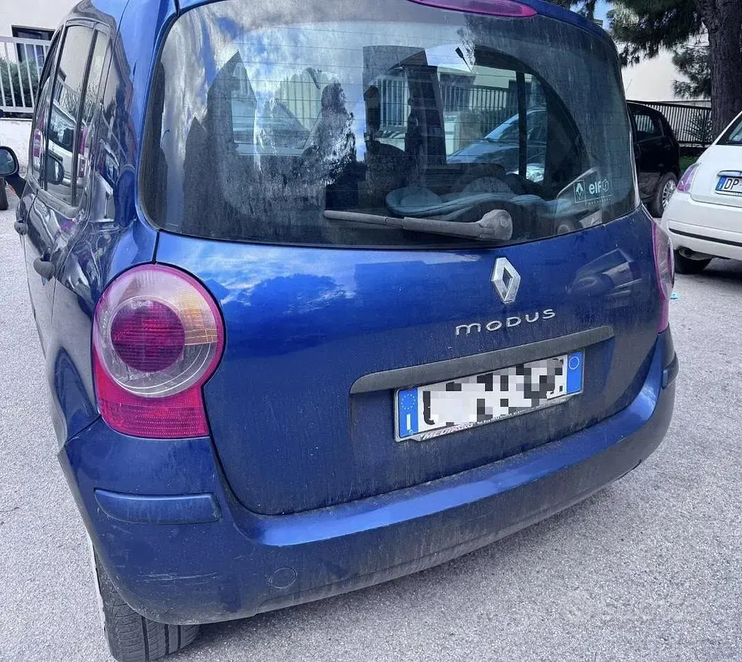 Usata Renault Modus 82 CV (60 kW) 2004 Bluazzurro Monovolume