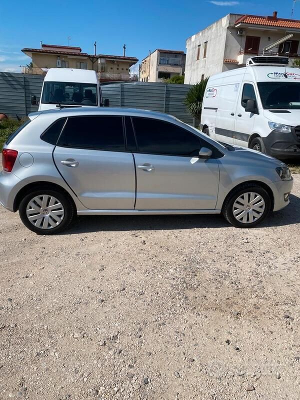 Usata VW Polo 75 CV (55 kW) 2014 Grigio Utilitaria