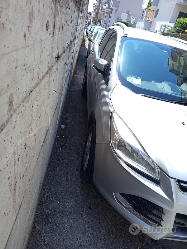 Usata Ford Kuga 150 CV (110 kW) 2015 SUV