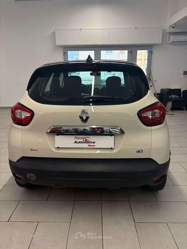 Usata Renault Captur 90 CV (66 kW) 2014 Beige SUV