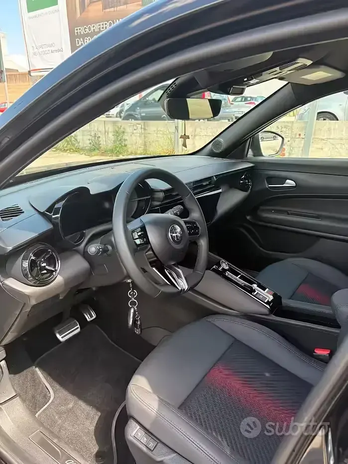 Usata Alfa Romeo GT Junior 136 CV (100 kW) 2025 Nero Berlina