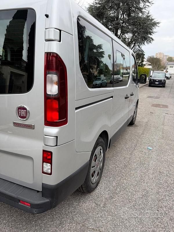Usata Fiat Talento 145 CV (106 kW) 2018 Grigio Monovolume