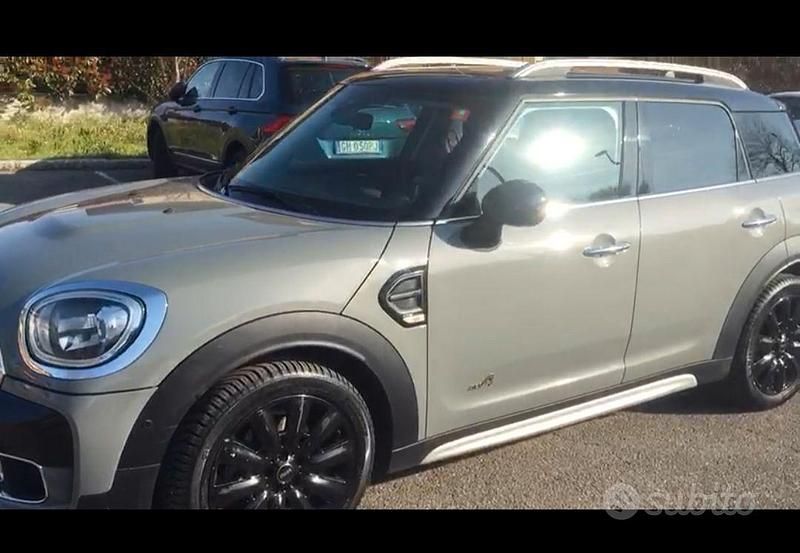 Usata Mini Countryman 150 CV (110 kW) 2017 Grigio SUV
