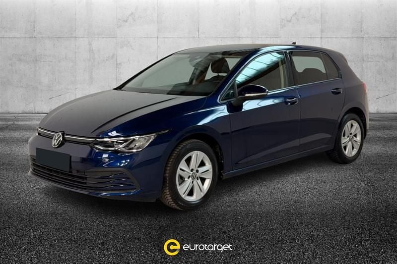 Usata VW Golf VIII Life 116 CV (85 kW) 2023 Blu metallizzato Berlina