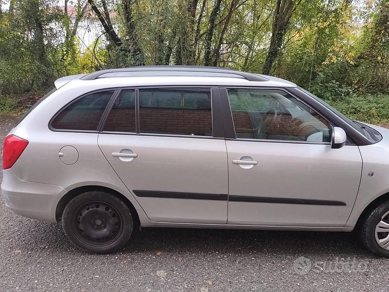 Usata Skoda Fabia 75 CV (55 kW) 2010 Station wagon