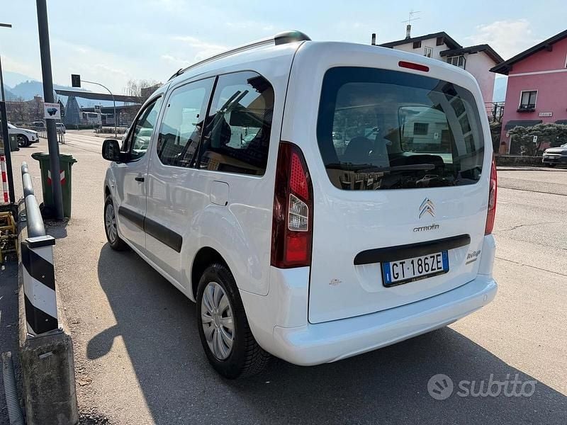 Usata Citroën Berlingo Feel 97 CV (71 kW) 2016 Bianco Monovolume
