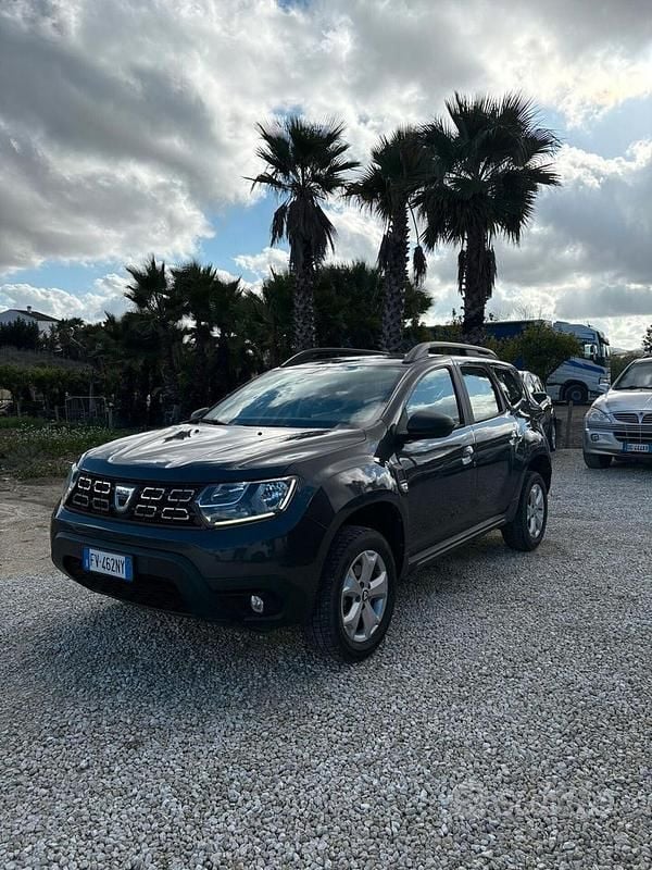 Blu Usata 2019 Dacia Duster Essentiel SUV | 13.500 € (Buon prezzo) - Immagine 1/4