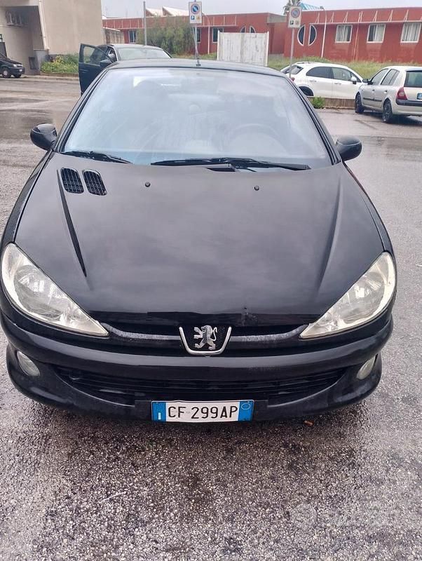 Usata Peugeot 206 CC 2003 Nero Cabrio