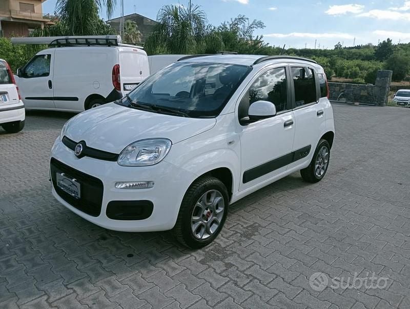 Usata Fiat Panda 4x4 85 CV (62 kW) 2020 Bianco Utilitaria