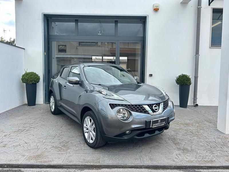Grigio Usata 2016 Nissan Juke Acenta SUV | 9300 € (Buon prezzo) - Immagine 1/4