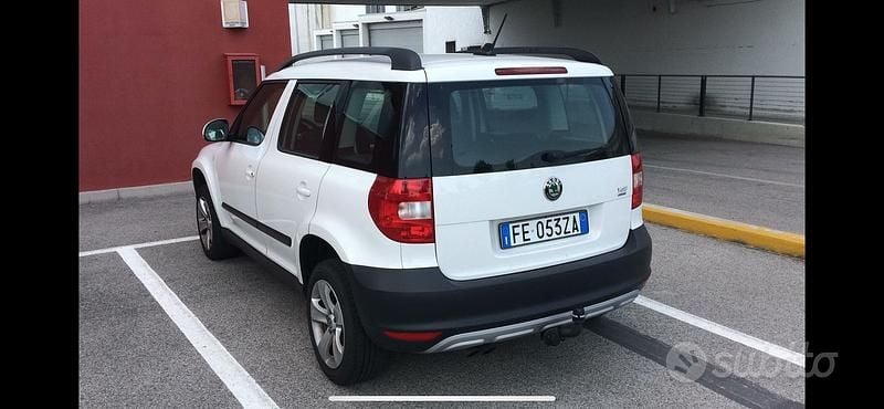 Bianco Usata 2012 Skoda Yeti GreenLine SUV | 6500 € (Ottimo prezzo) - Immagine 1/2