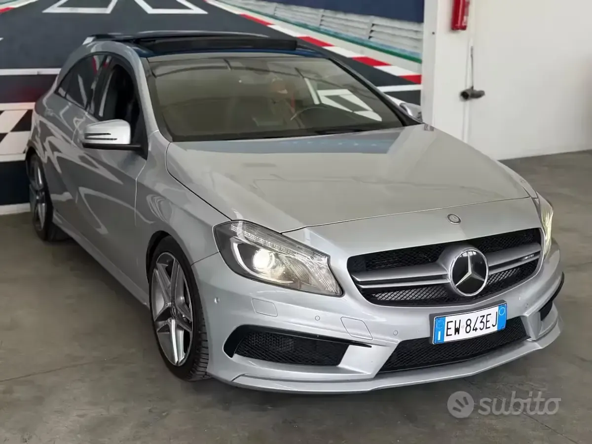 Usata Mercedes A45 AMG AMG 360 CV (264 kW) 2014 Grigio Utilitaria