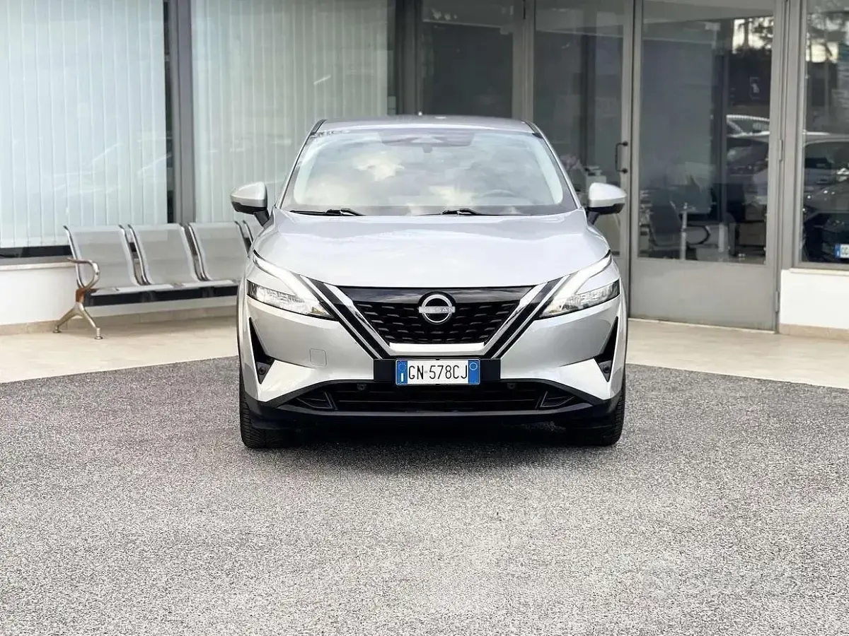 Usata Nissan Qashqai N-Connecta 158 CV (116 kW) 2023 Grigio SUV