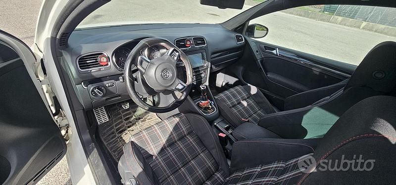 Usata VW Golf VI GTI 220 CV (161 kW) 2009 Utilitaria