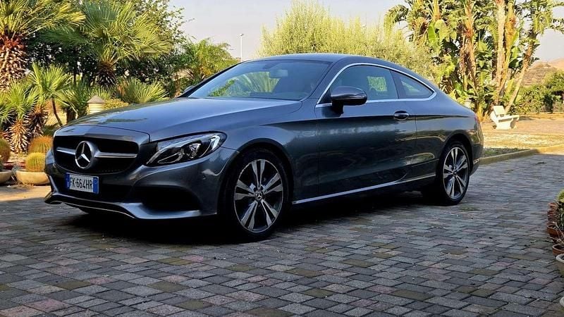 Usata 2017 Mercedes C220 Coupé | 21.000 € (Buon prezzo) - Immagine 1/4