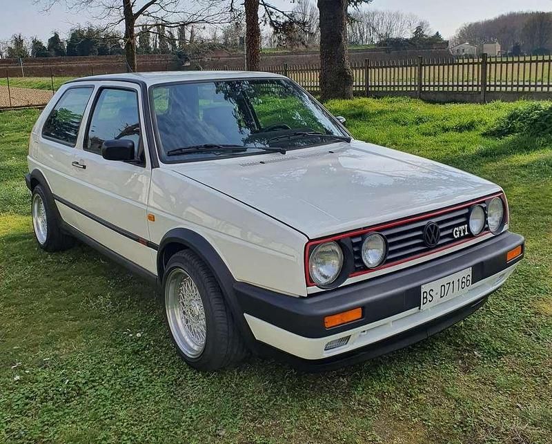 Begagnad VW Golf III GTI 110 HK (80 kW) 1991 Halvkombi